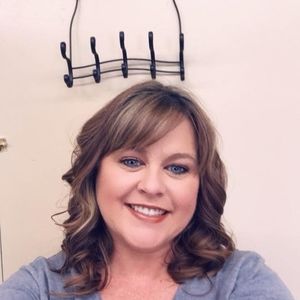 Meet your Posher, Jenifer